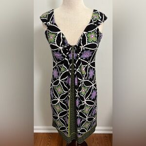 B. Calm Black Geometric Floral Jersey Shift Dress